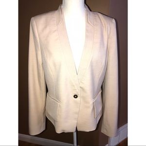 White House Black Market NWT cream blazer - 12